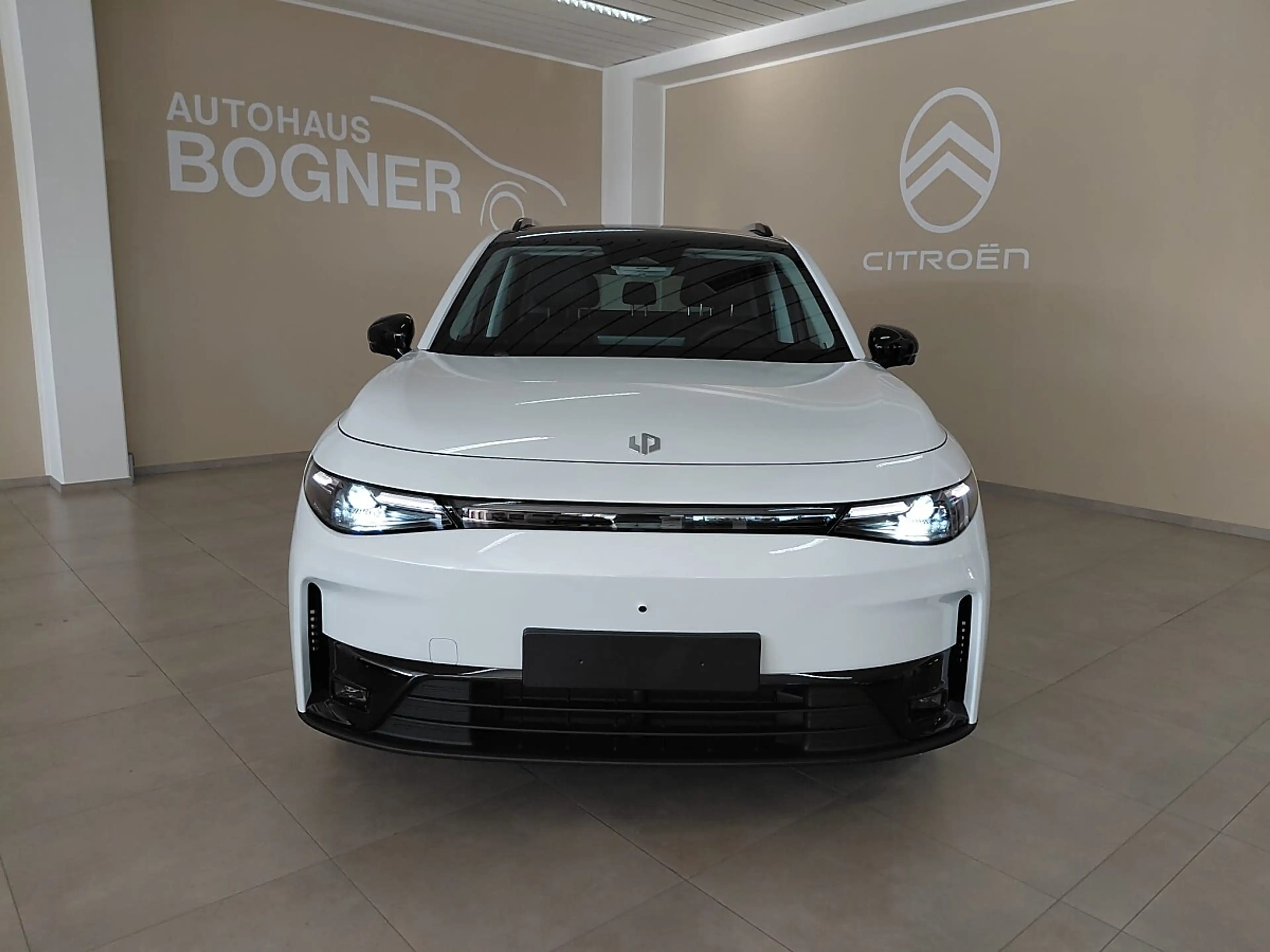 Leapmotor C10 Elektro 69,9kWh Design Pro — photo 2