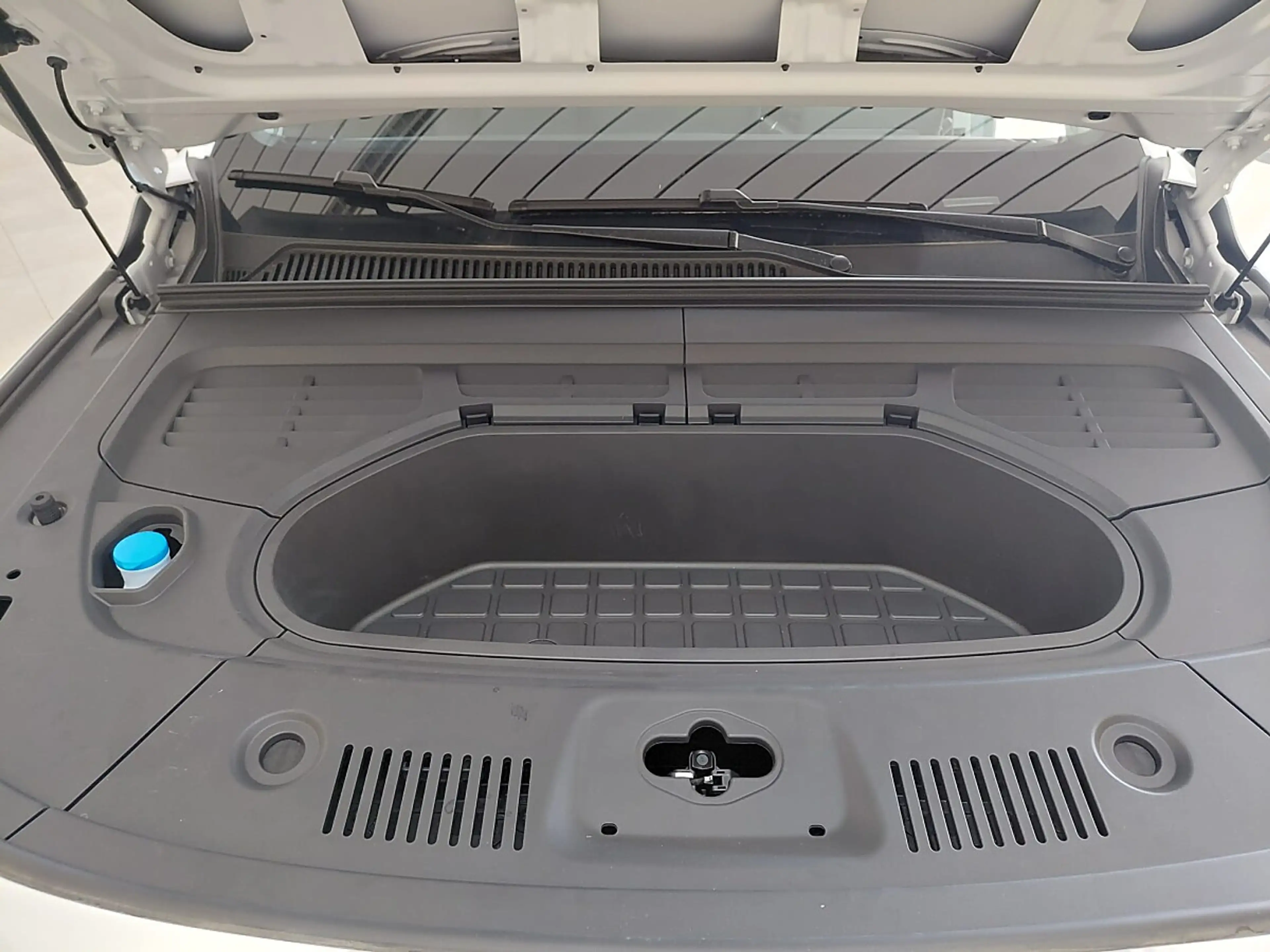Leapmotor C10 Elektro 69,9kWh Design Pro — photo 12