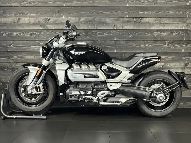 Triumph Rocket 3 R - foto 8