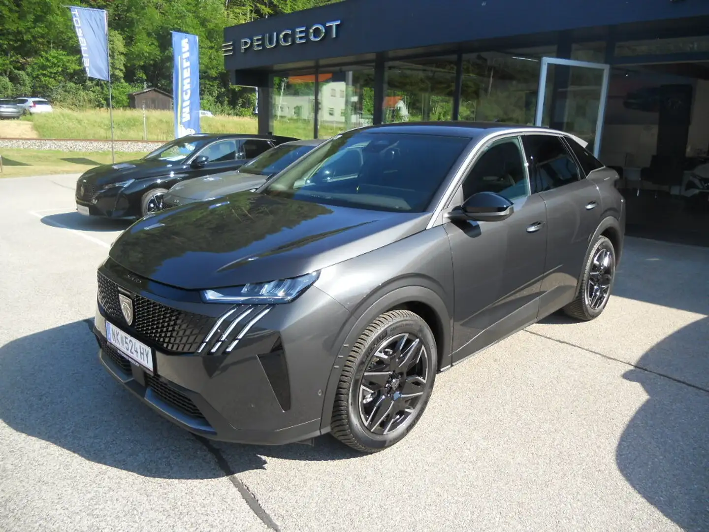 Peugeot 3008 Hybrid 145 e-DCS6 Grau - 1