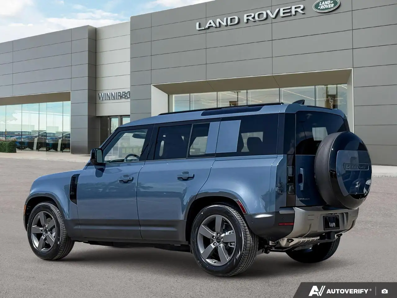 Land Rover Defender photo Land Rover Defender