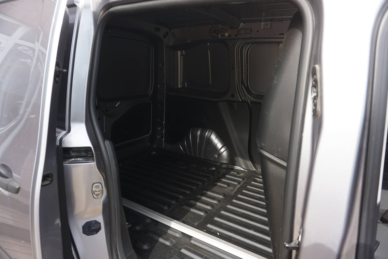 Peugeot Partner 1.6HDi L1H1 Premium 3PLACES 12400€ HTVA UTILITAIRE RADAR CAMERA — photo 15