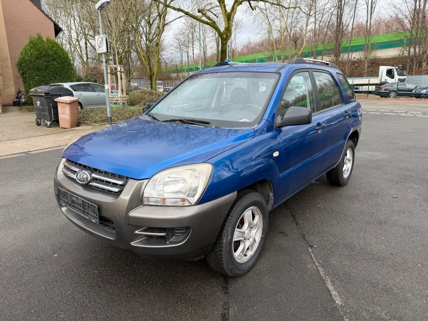 Kia Sportage LX 2WD Blau - 1