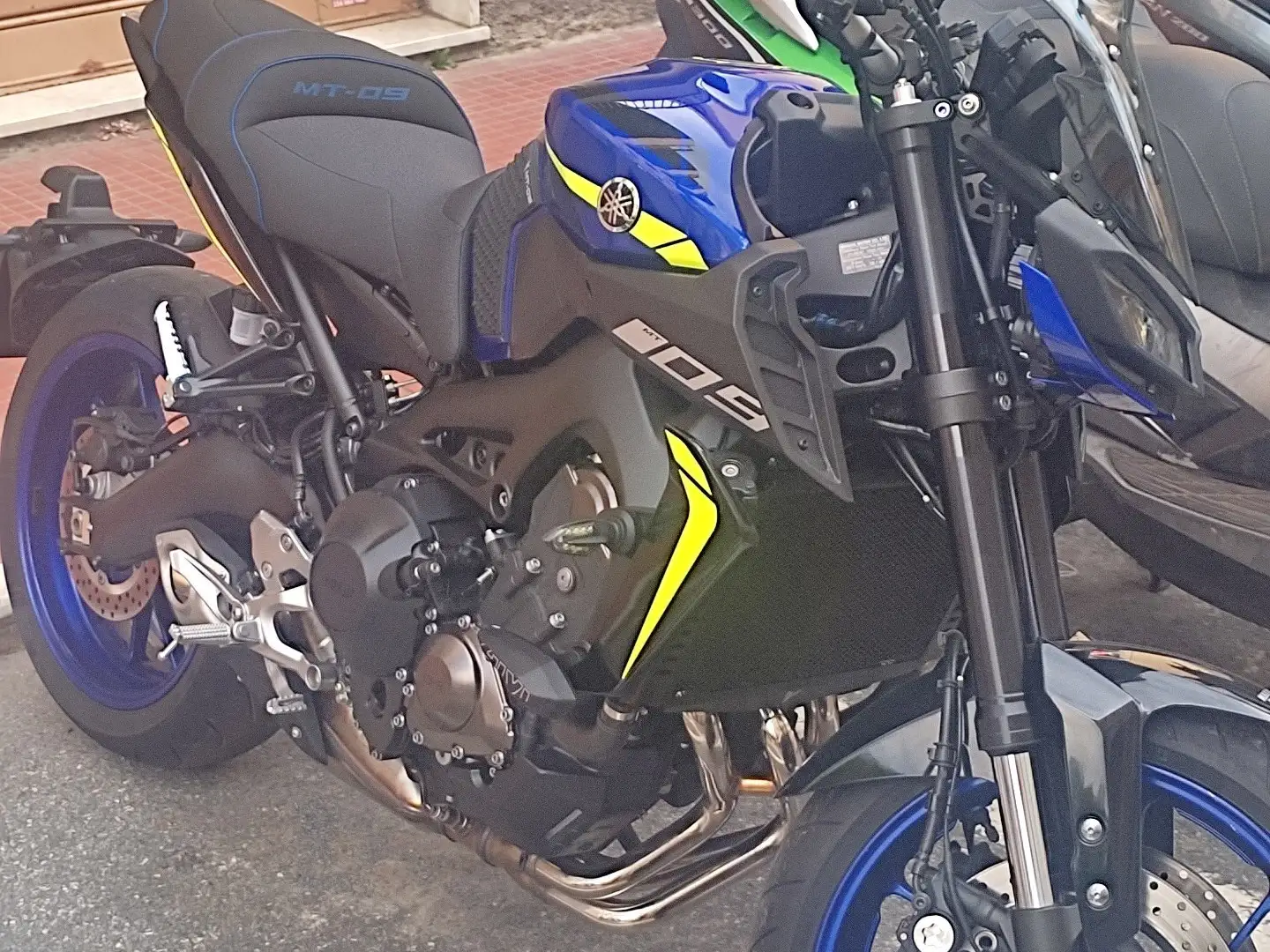 Yamaha MT-09 abs Niebieski - 1