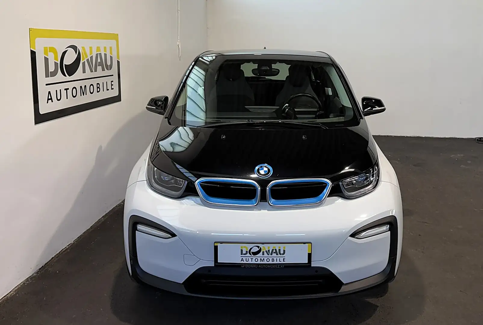 BMW i3 42,2kWh * Erstbesitz * Abstandstempomat * Parka... Weiß - 2
