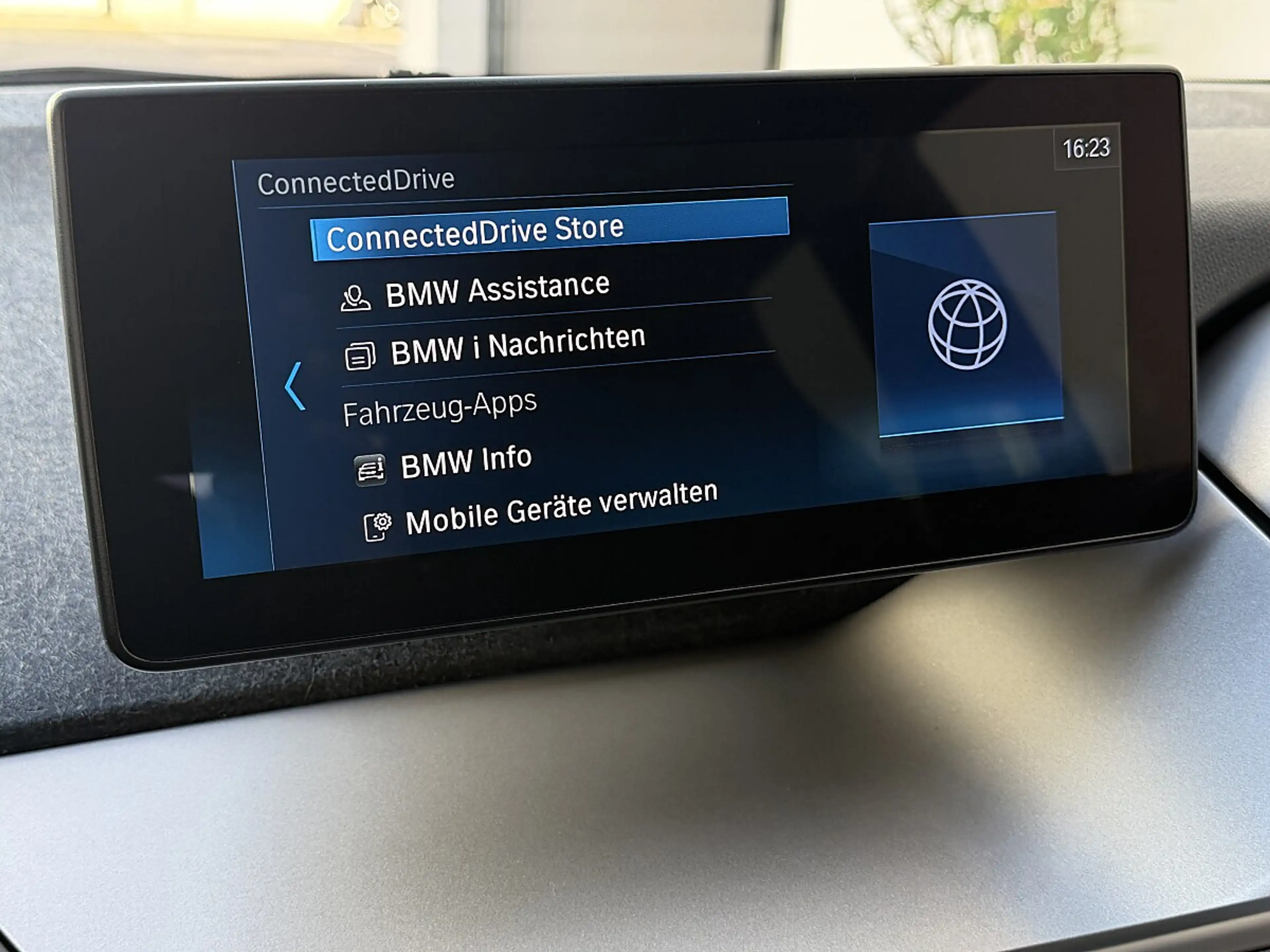 BMW i3 42,2kWh * Erstbesitz * Abstandstempomat * Parka... — photo 13