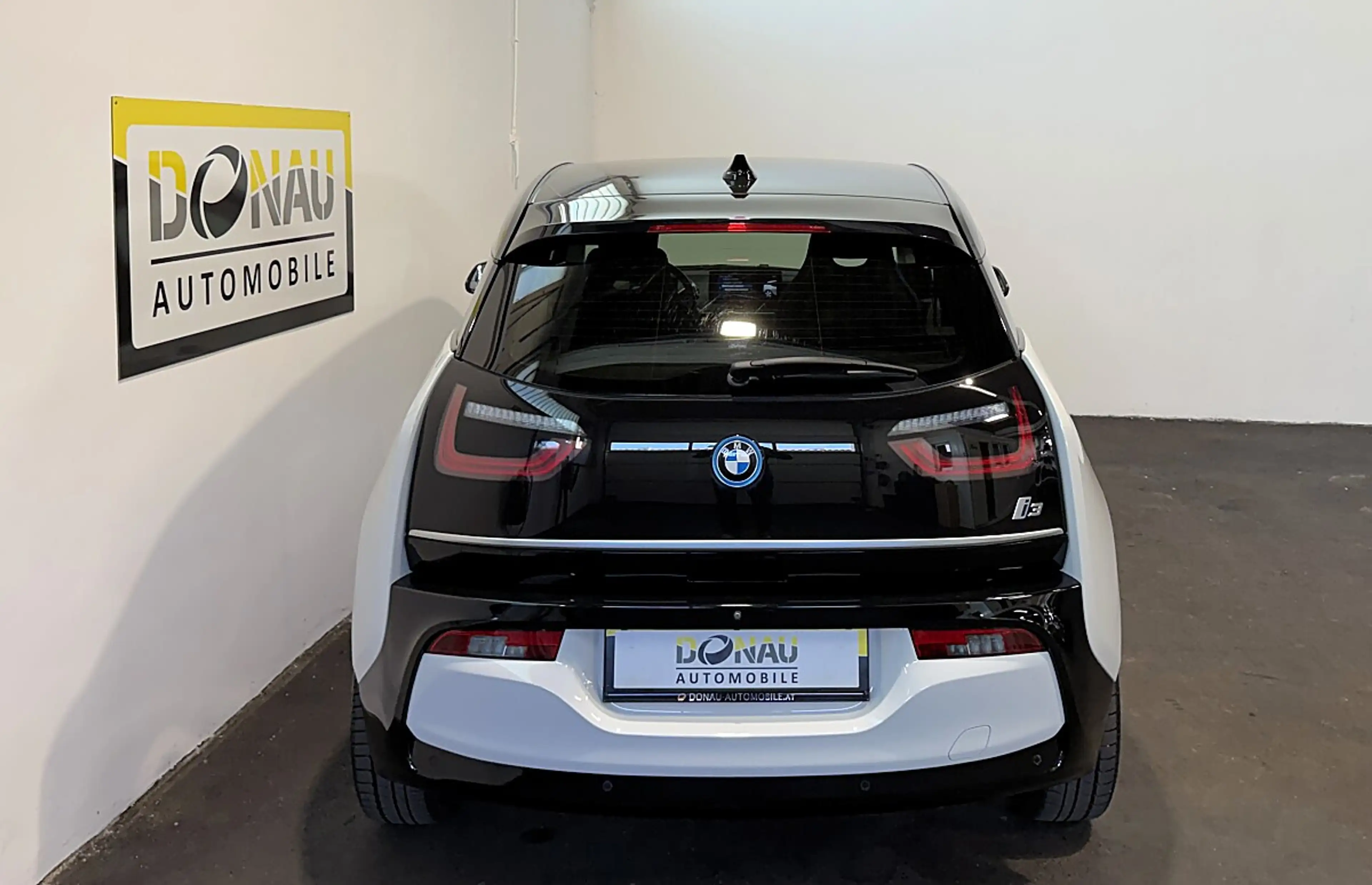 BMW i3 42,2kWh * Erstbesitz * Abstandstempomat * Parka... — photo 5