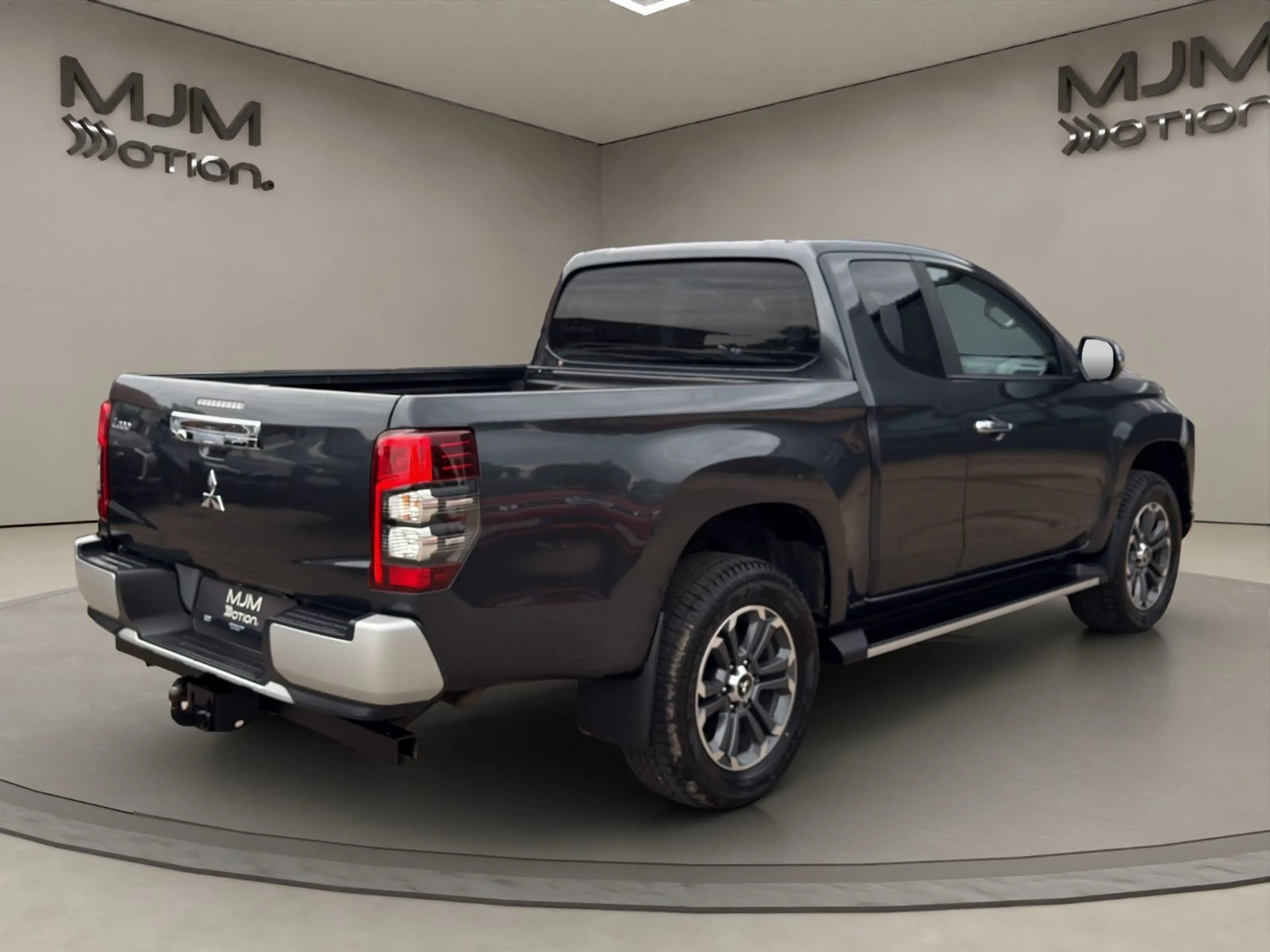 Mitsubishi L200 Plus Club Cab 4WD Kamera Scheckheft — photo 6