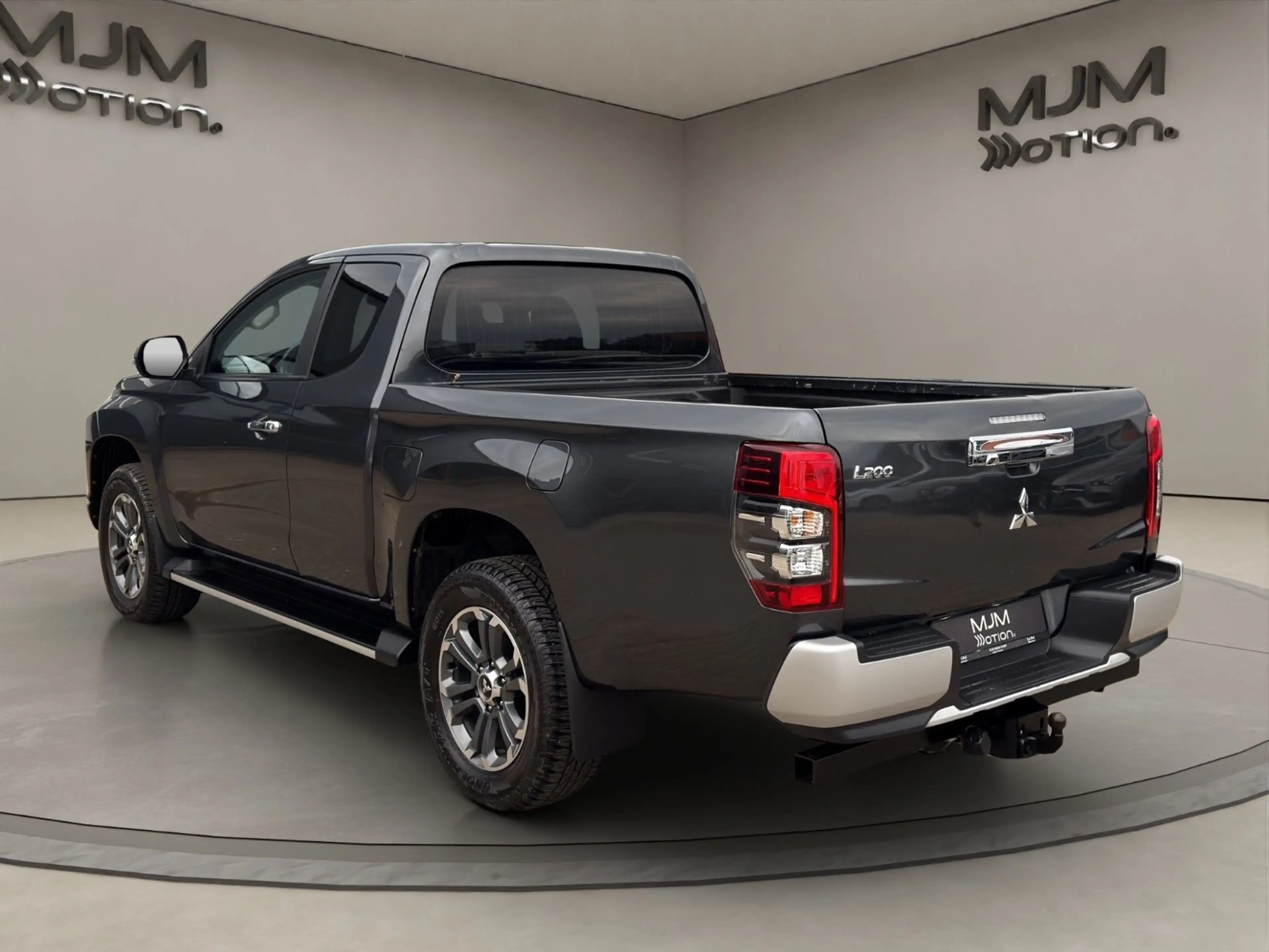 Mitsubishi L200 Plus Club Cab 4WD Kamera Scheckheft — photo 4