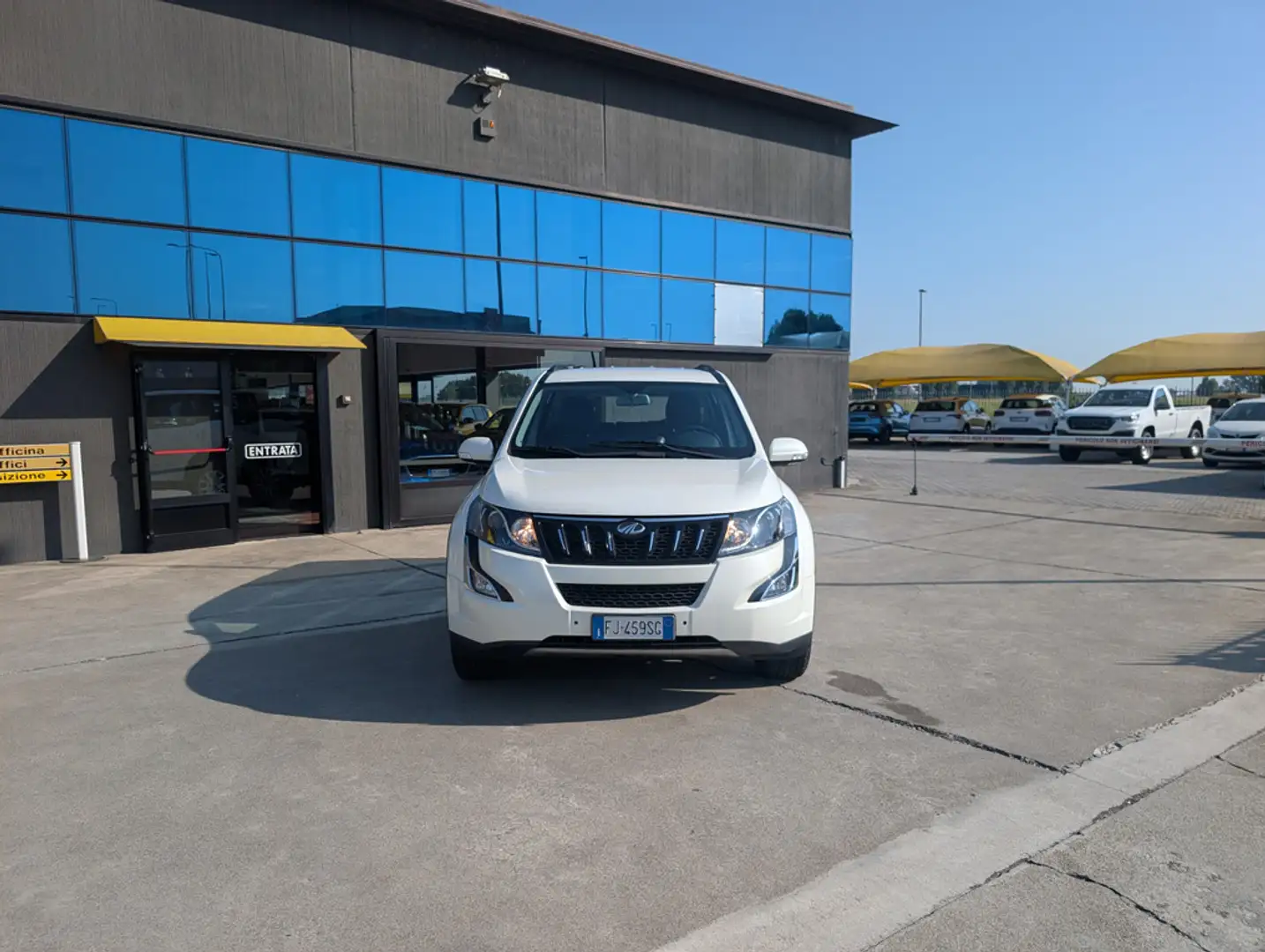 Mahindra XUV500 2.2 16v W8 AWD 5posti N1 Autocarro Weiß - 2
