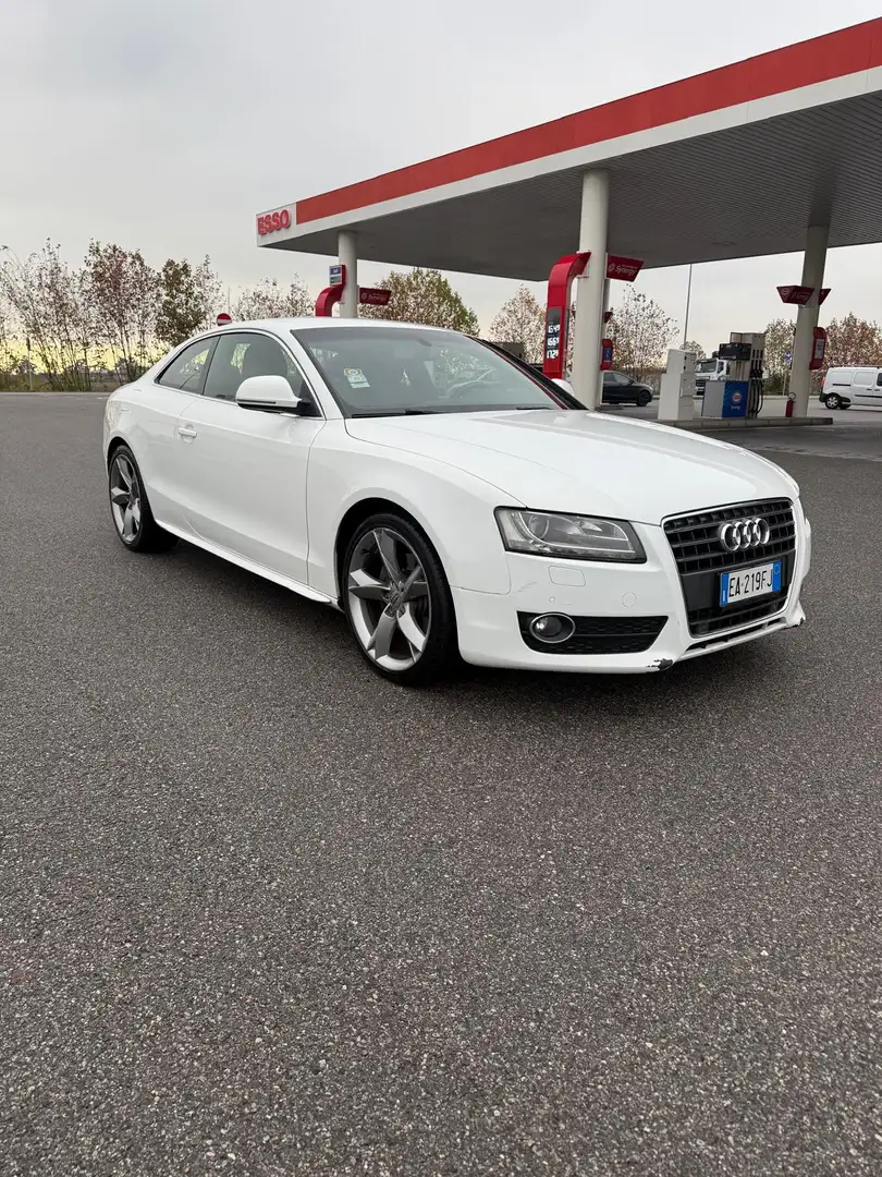 Audi A5 A5 I 2007 Coupe 2.7 V6 tdi Ambition multitronic Bianco - 2
