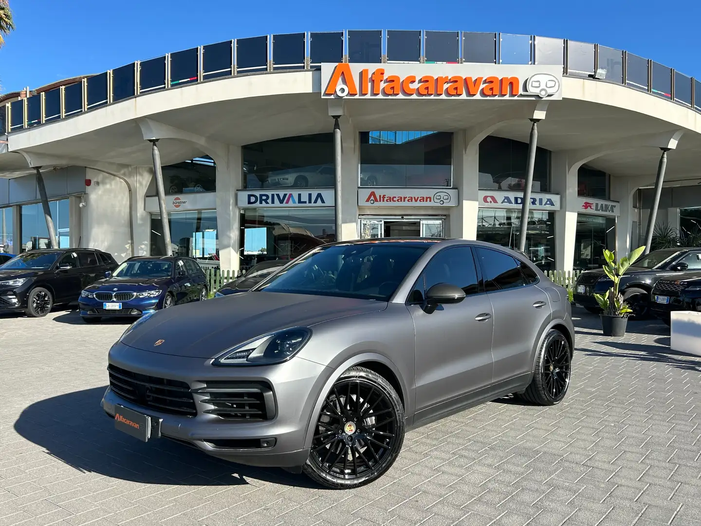 Porsche Cayenne Cayenne Coupe 3.0 e-hybrid Platinum Edt tiptronic Grigio - 1