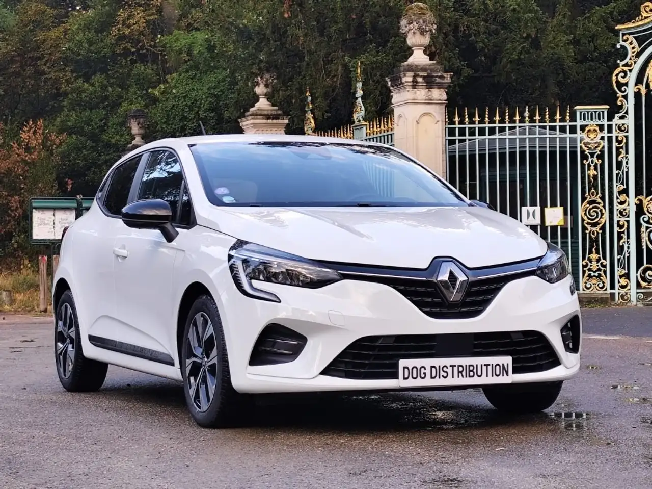 Renault Clio Citadine 5 portes — photo 33
