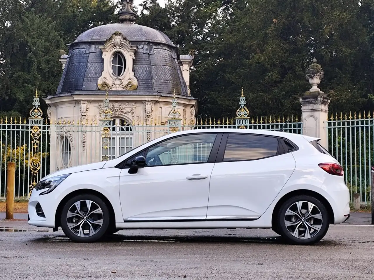 Renault Clio Citadine 5 portes — photo 6