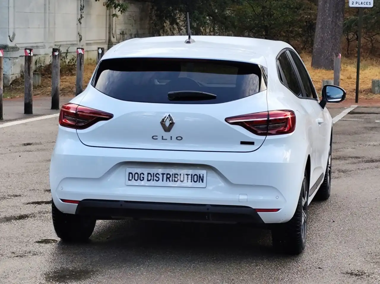 Renault Clio Citadine 5 portes — photo 17
