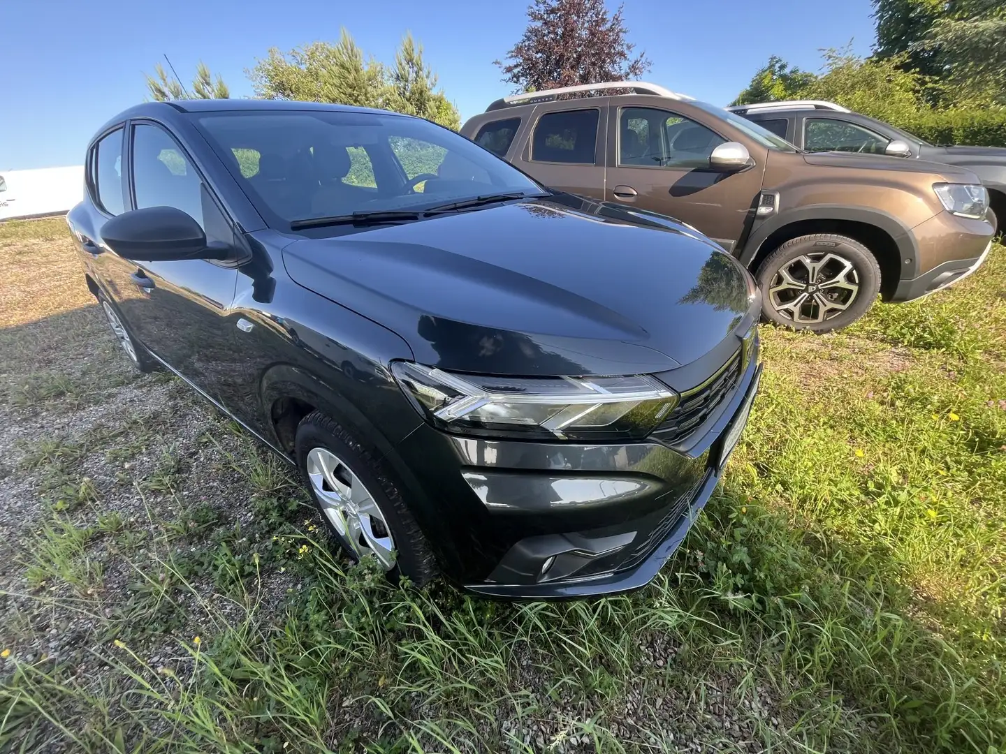 Dacia Sandero TCe 100 ECO-G Essential Grey - 1