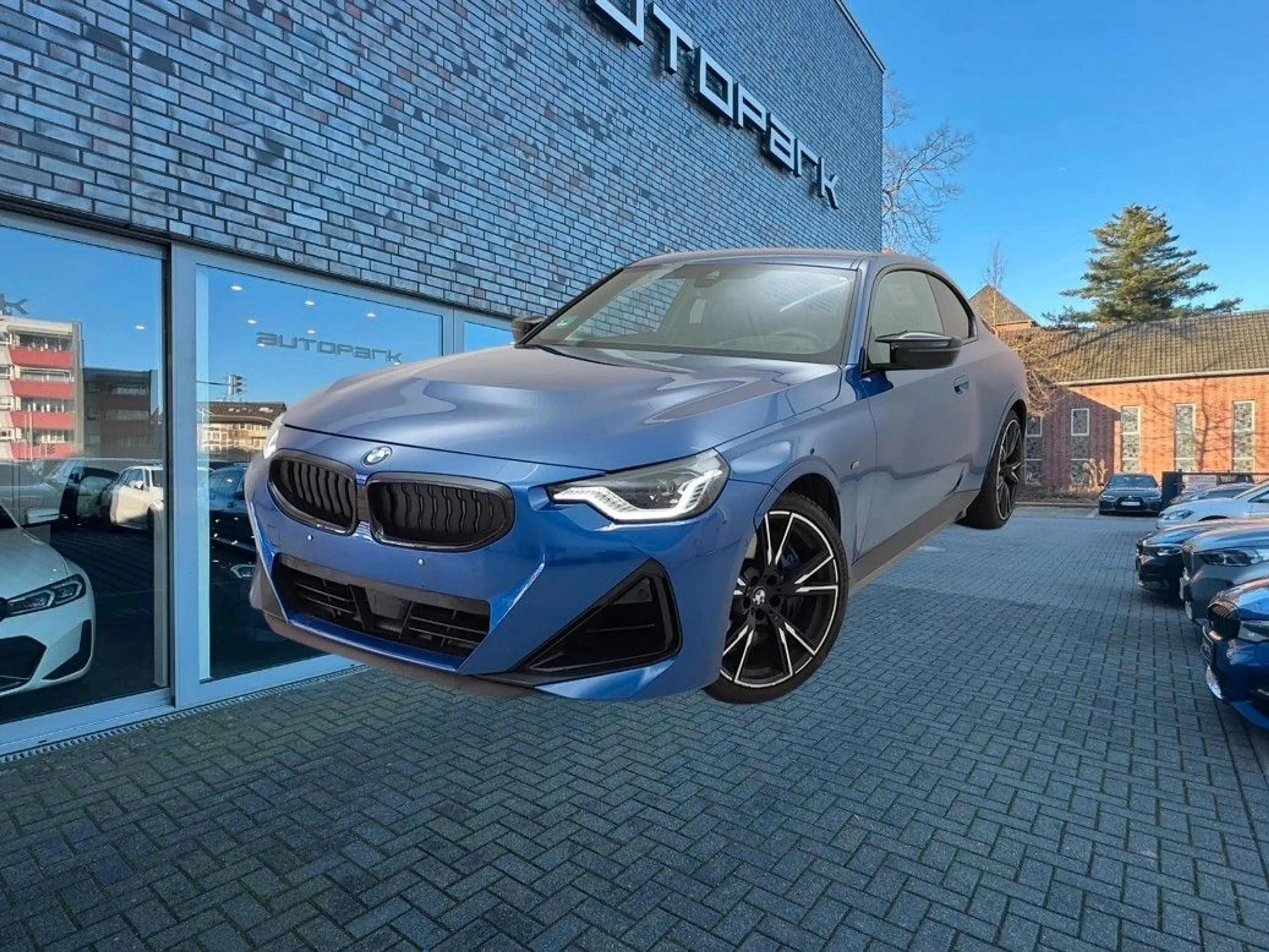 BMW 240 xDrive h&k HUD ACC LenkHz Kamera MMRY 19"