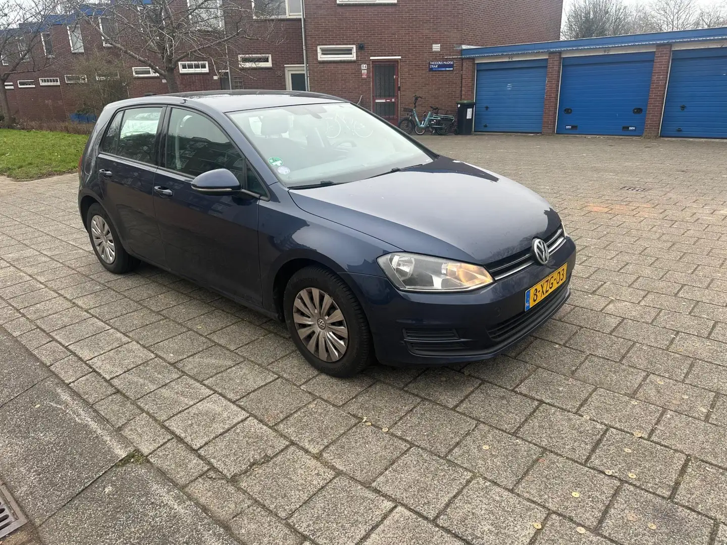 Volkswagen Golf 1.2 TSI Climate Cruise 5drs Hatchback Blau - 1