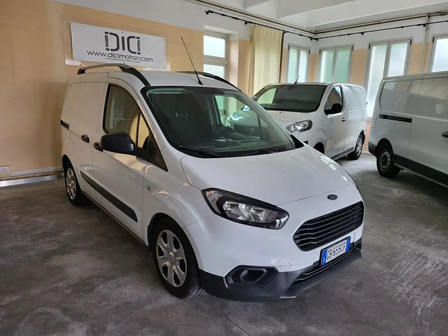 Ford Transit Courier 1.5 tdci €6D Van furgone autocarro cargo Bianco - 1