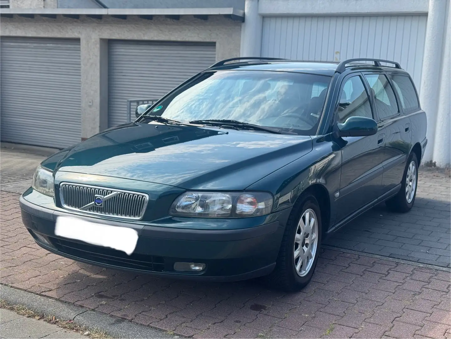 Volvo V70 2.4 Grün - 1