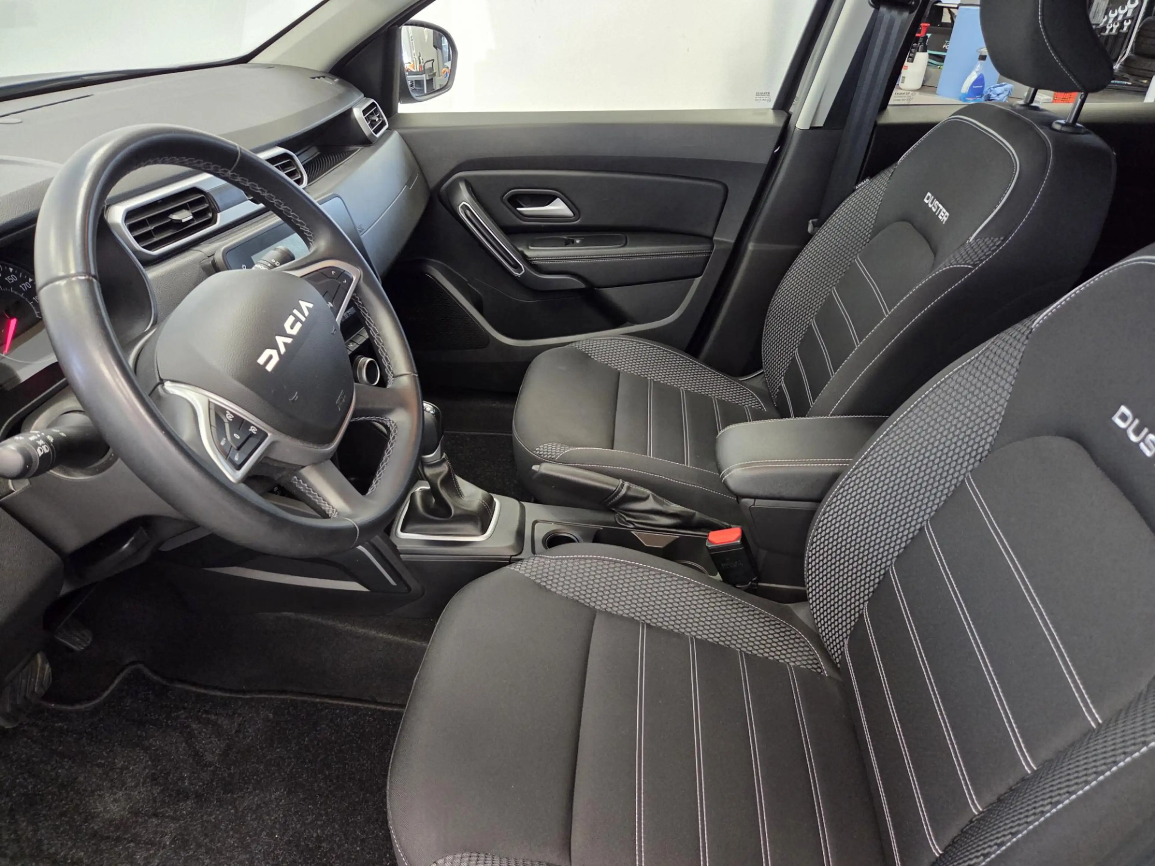 Dacia Duster 1.3 TCe 150 Journey Navigatie CruiseControl Trekha — photo 8
