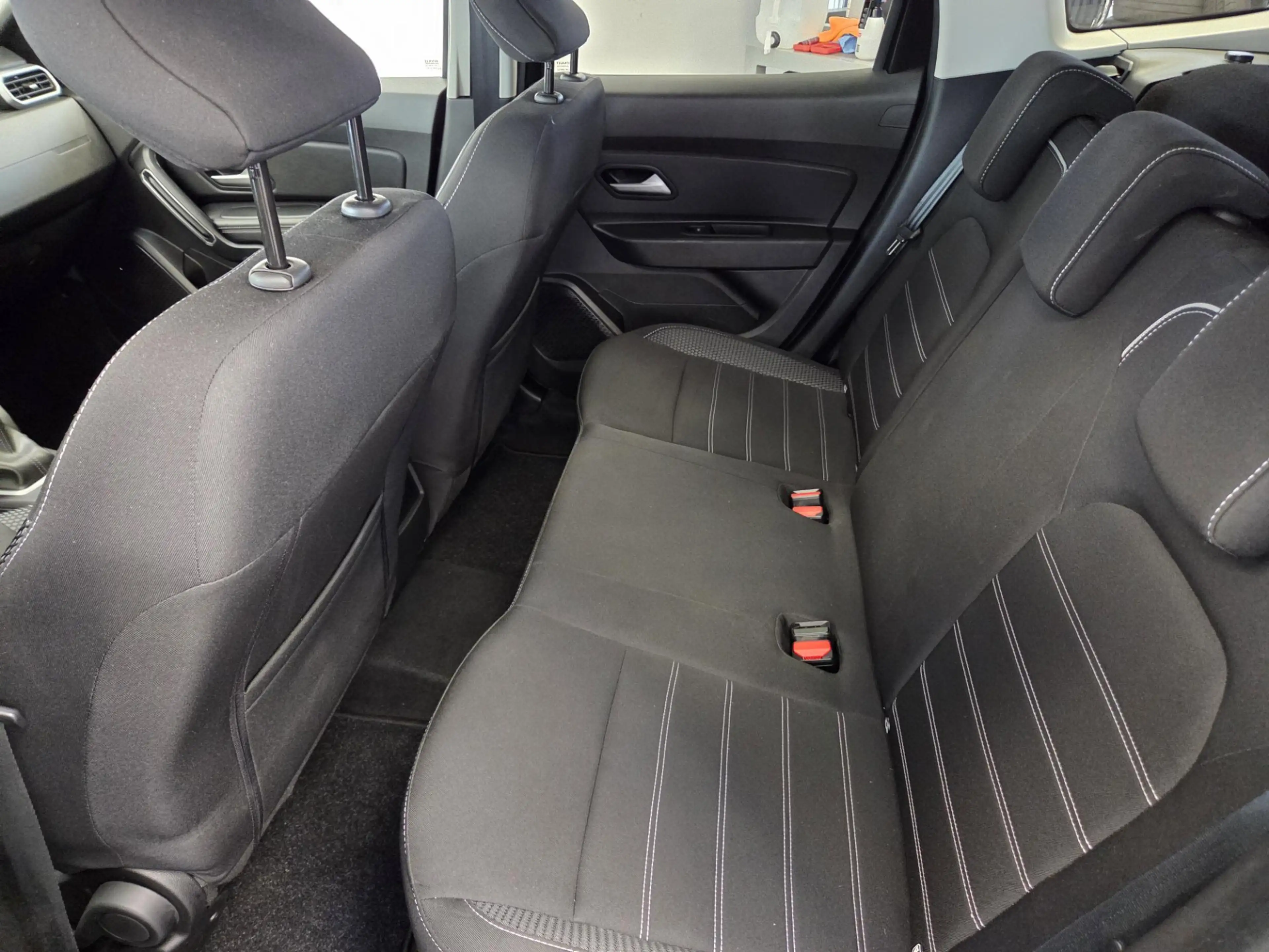 Dacia Duster 1.3 TCe 150 Journey Navigatie CruiseControl Trekha — photo 16