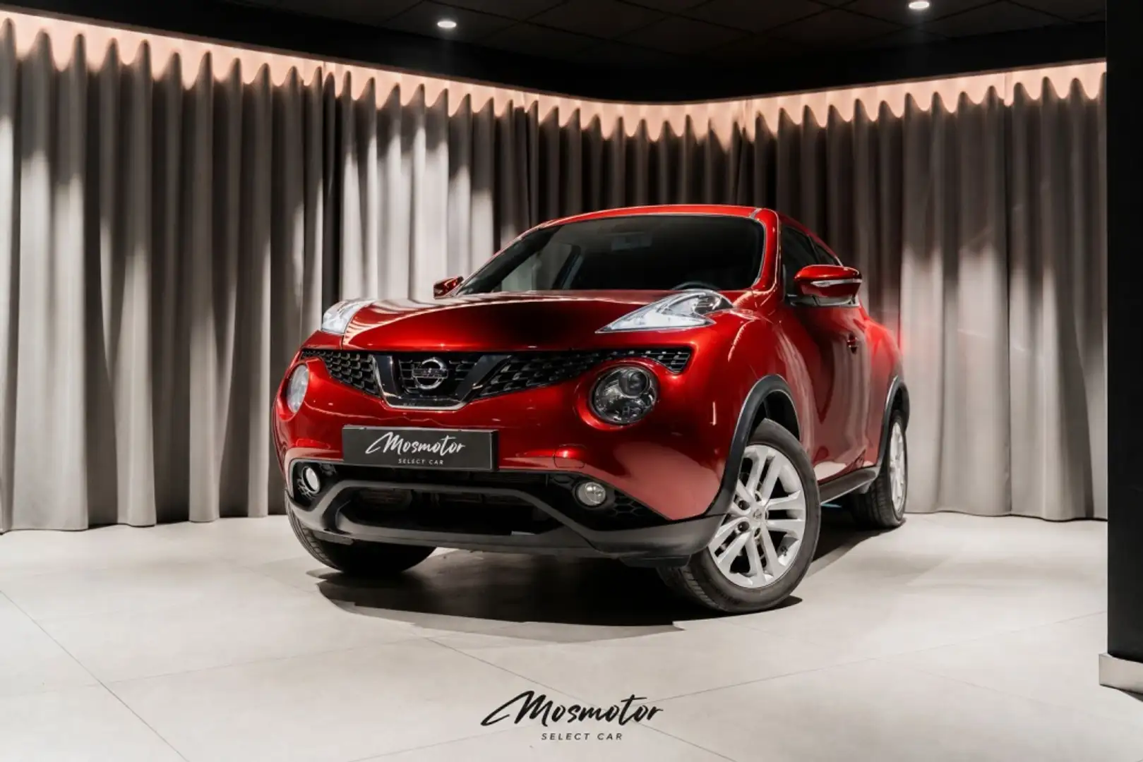 Nissan Juke 1.6 N-Connecta 4x2 XTronic 117 Rojo - 1