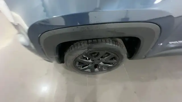 Jeep Renegade view 9