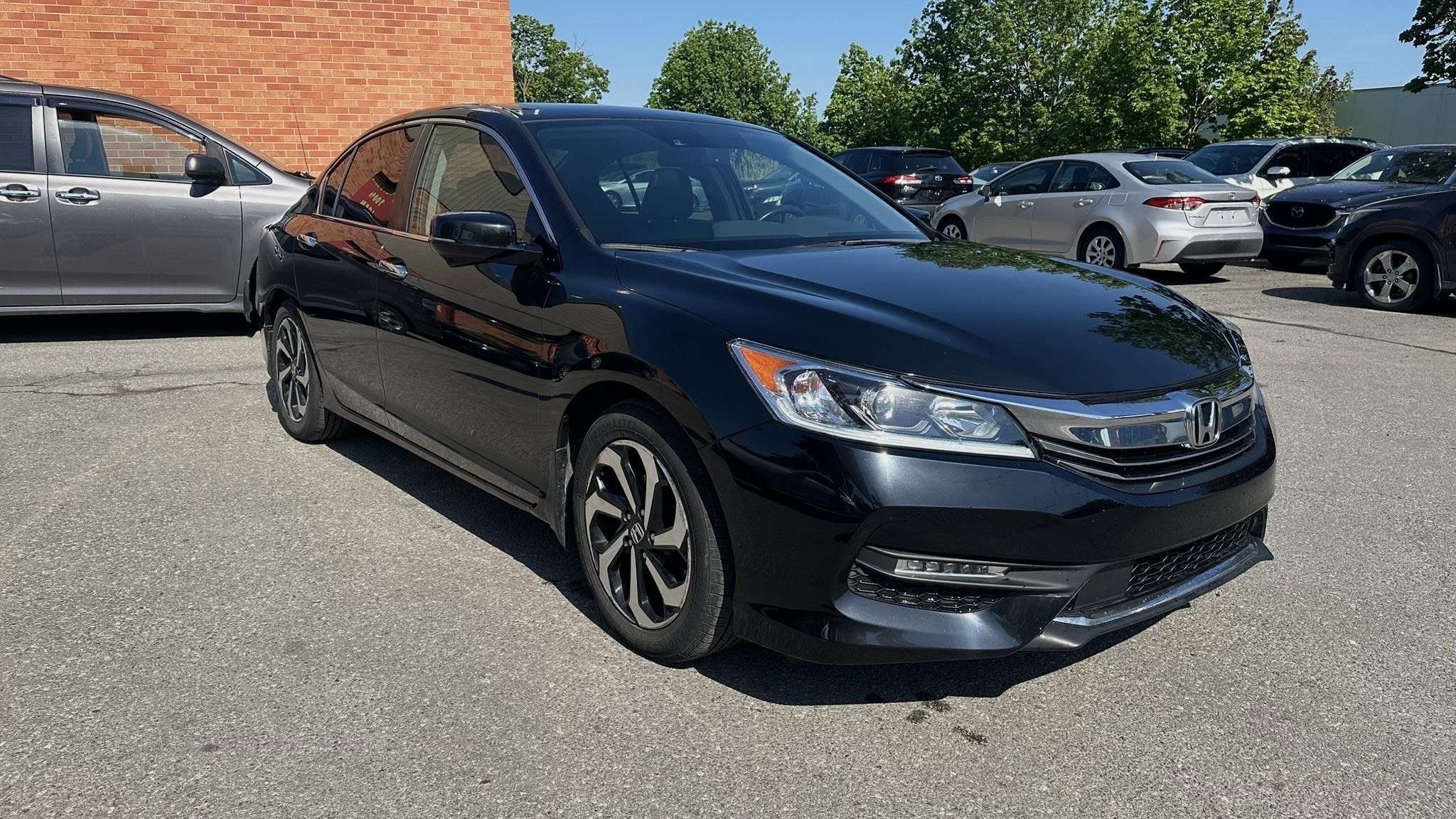 2016 Honda Accord 4DR I4 CVT EX-L-NO ACCIDENT-LEATHER-SUNROOF-REMOTE — снимка 1