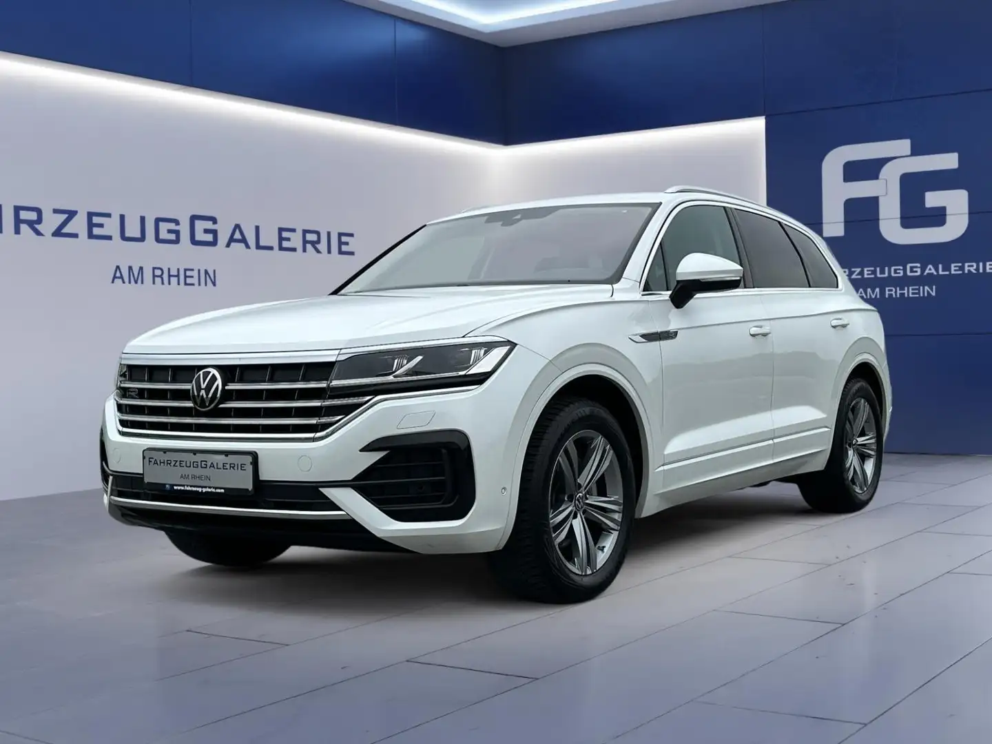 Volkswagen Touareg 4Motion 3.0 V6 TDI Metallic R-Line AHK Blanc - 2