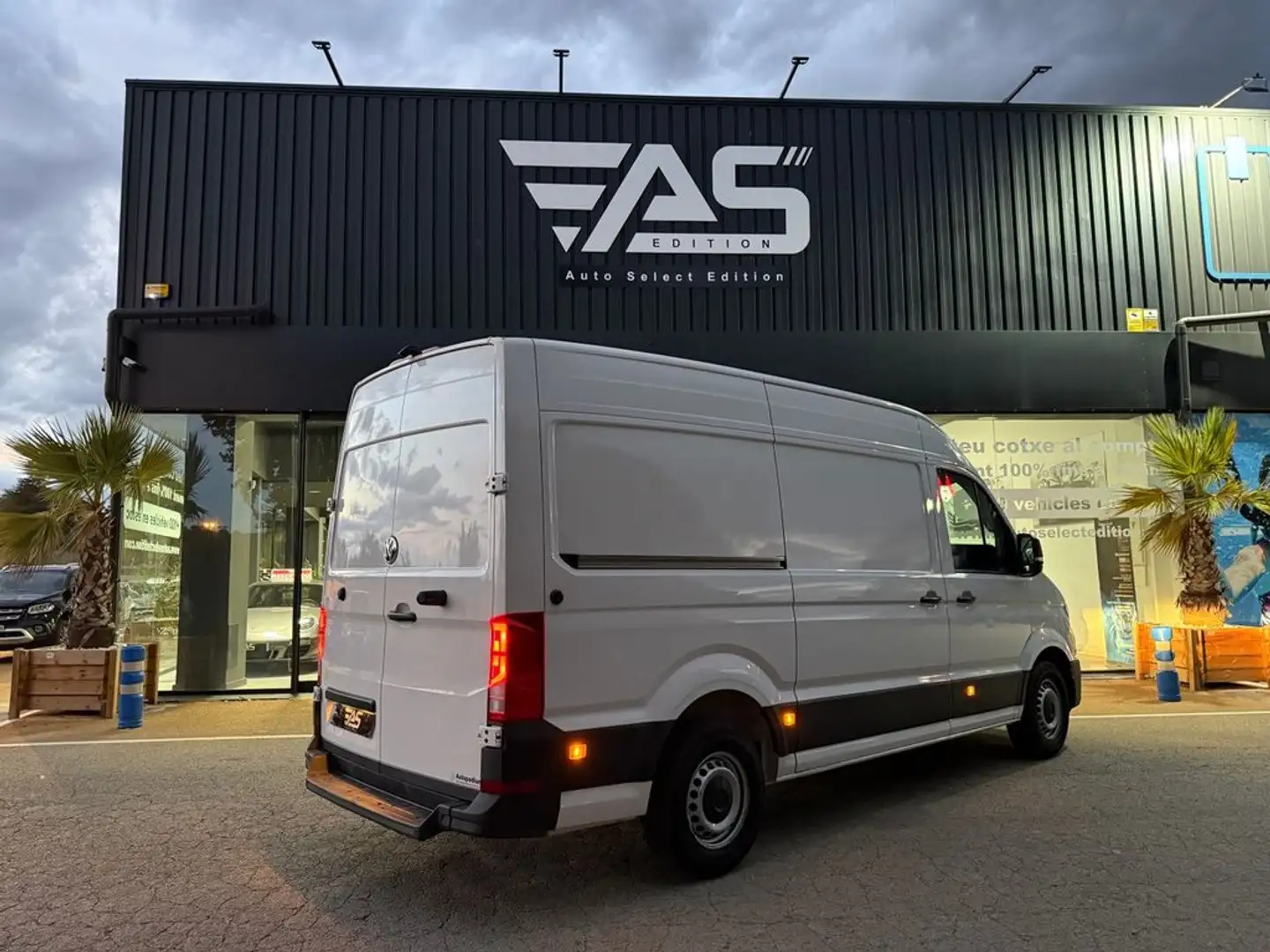 Volkswagen Crafter 35 Furgon BM TA L3H3 2.0TDI 103kW140CV Blanco - 2