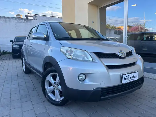 Toyota Urban Cruiser Urban Cruiser 1.4 d-4d Sol Awd