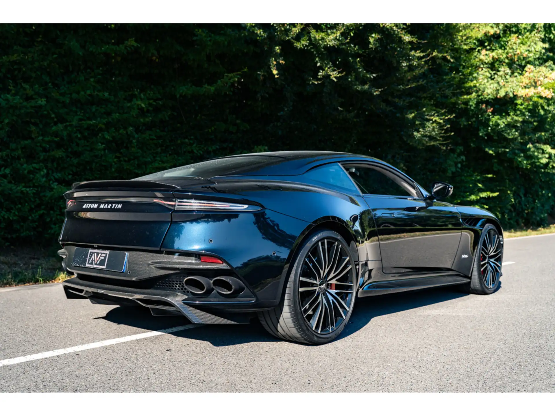 애스턴마틴 DBS Coupe 2019 블랙 사진 7