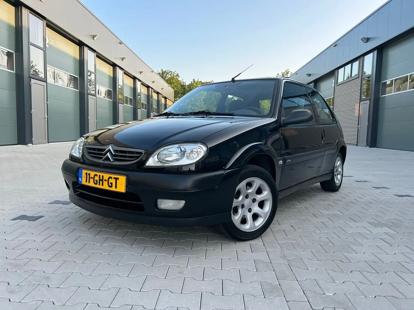 Citroen SAXO 1.4 Vts Zwart - 2