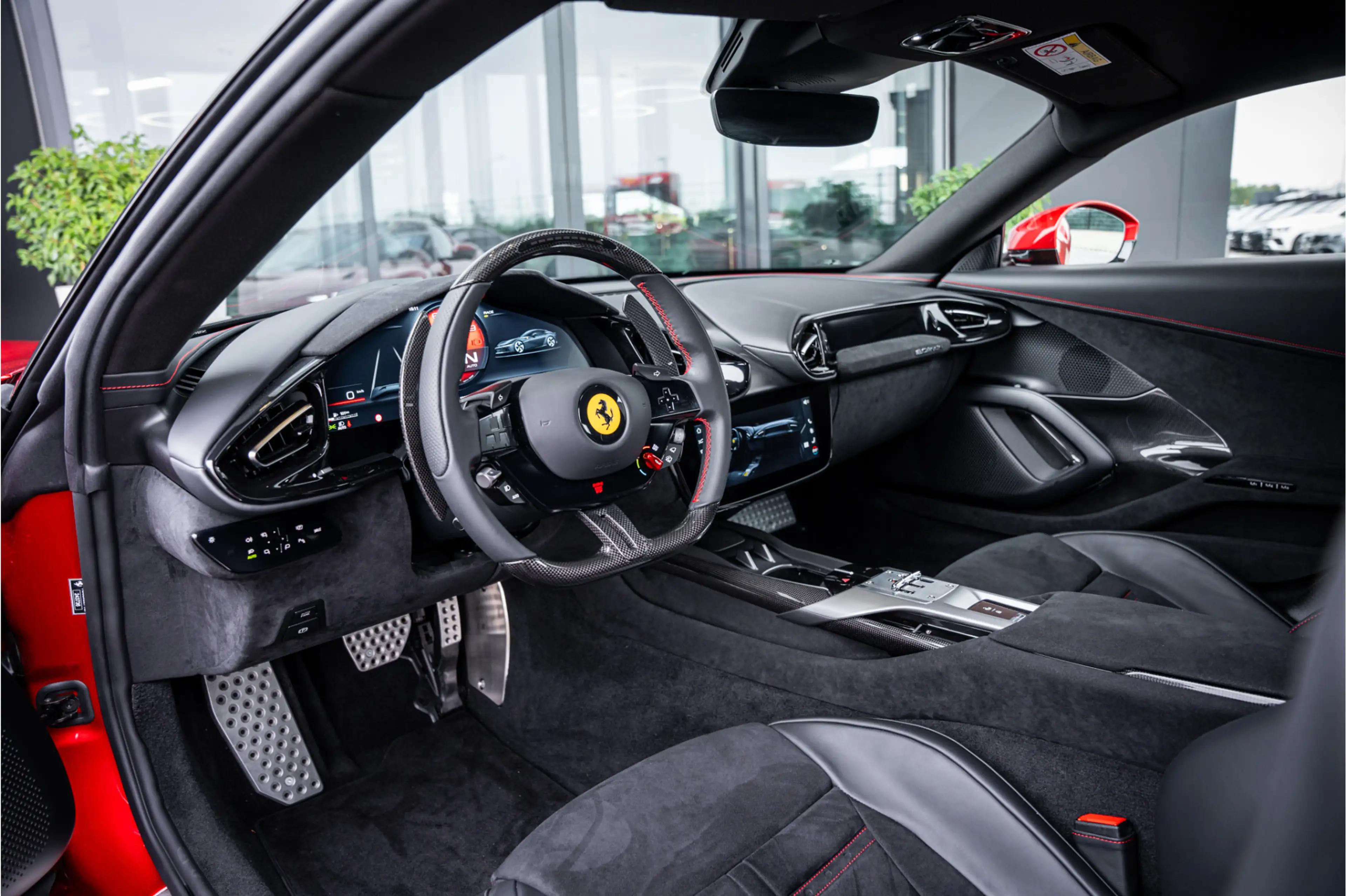 Ferrari 12 Cilindri 6.5 V12 - Rosso Imola | Lift | Carbon Interior | S — photo 8