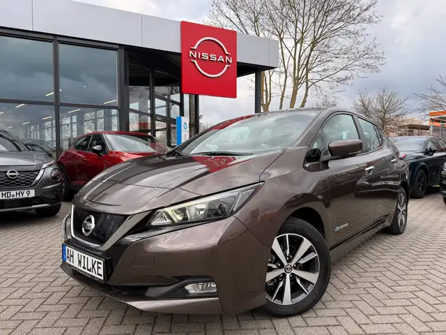 Nissan Leaf 40kWh Acenta/WINTERPAKET/KAMERA