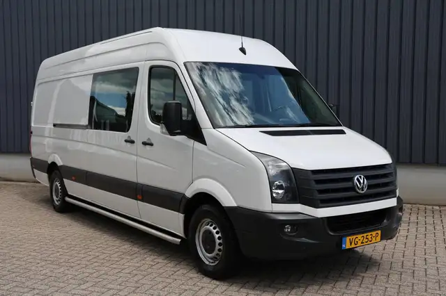 Volkswagen Crafter view 4