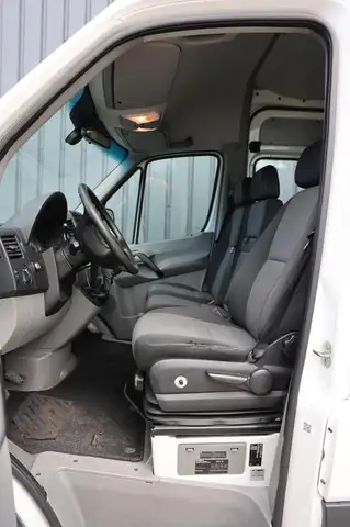 Volkswagen Crafter view 11