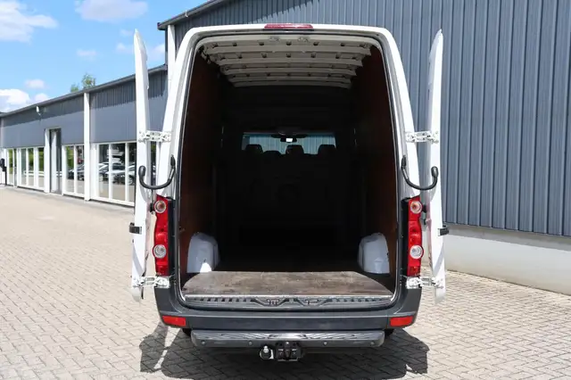 Volkswagen Crafter view 13