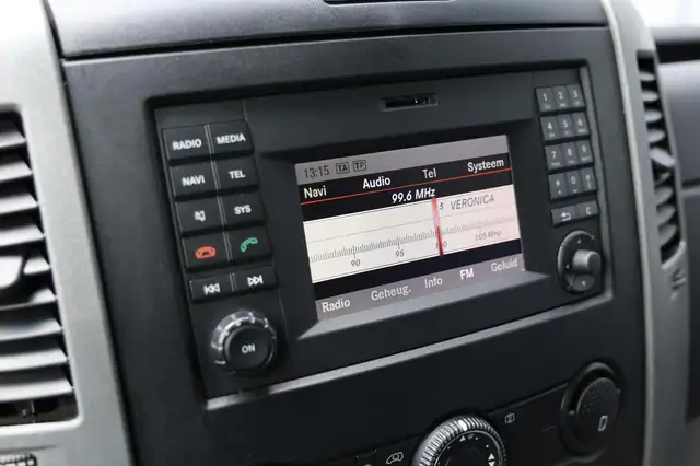 Volkswagen Crafter view 28