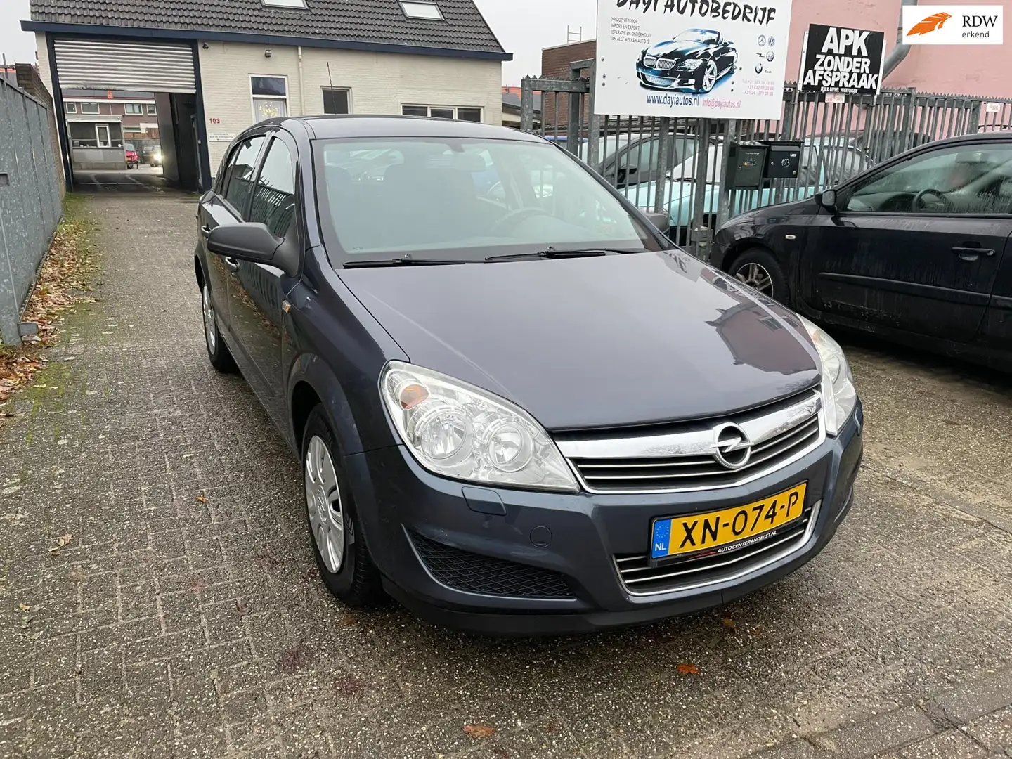 Opel Astra 1.4 Selection, Blauw - 1