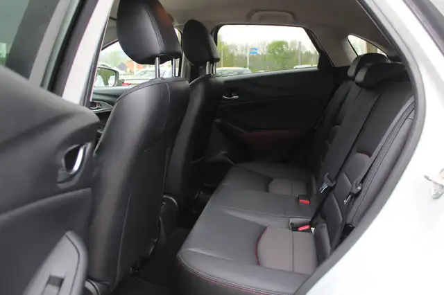 Mazda CX-3 view 11
