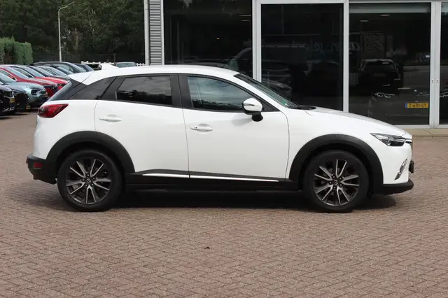 Mazda CX-3 view 4