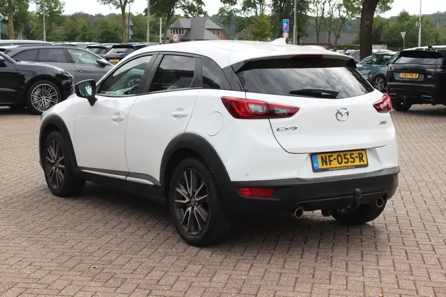 Mazda CX-3 view 3