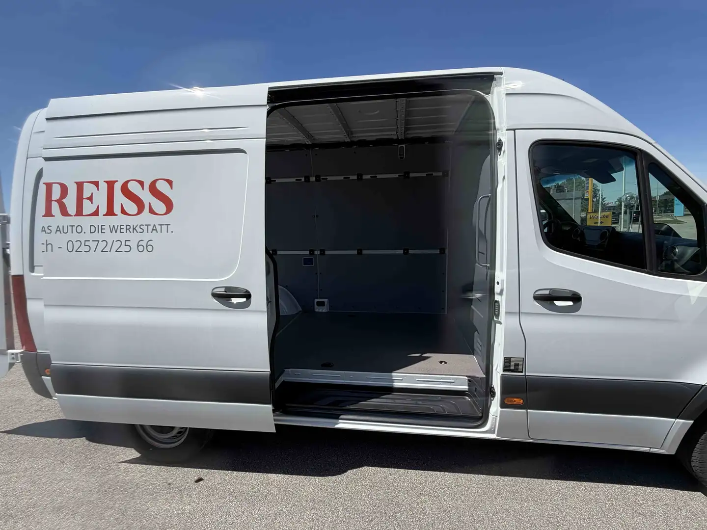 Mercedes-Benz Sprinter 317CDI RWD L2 H2 PRO Nutzlast 1.113kg Weiß - 2