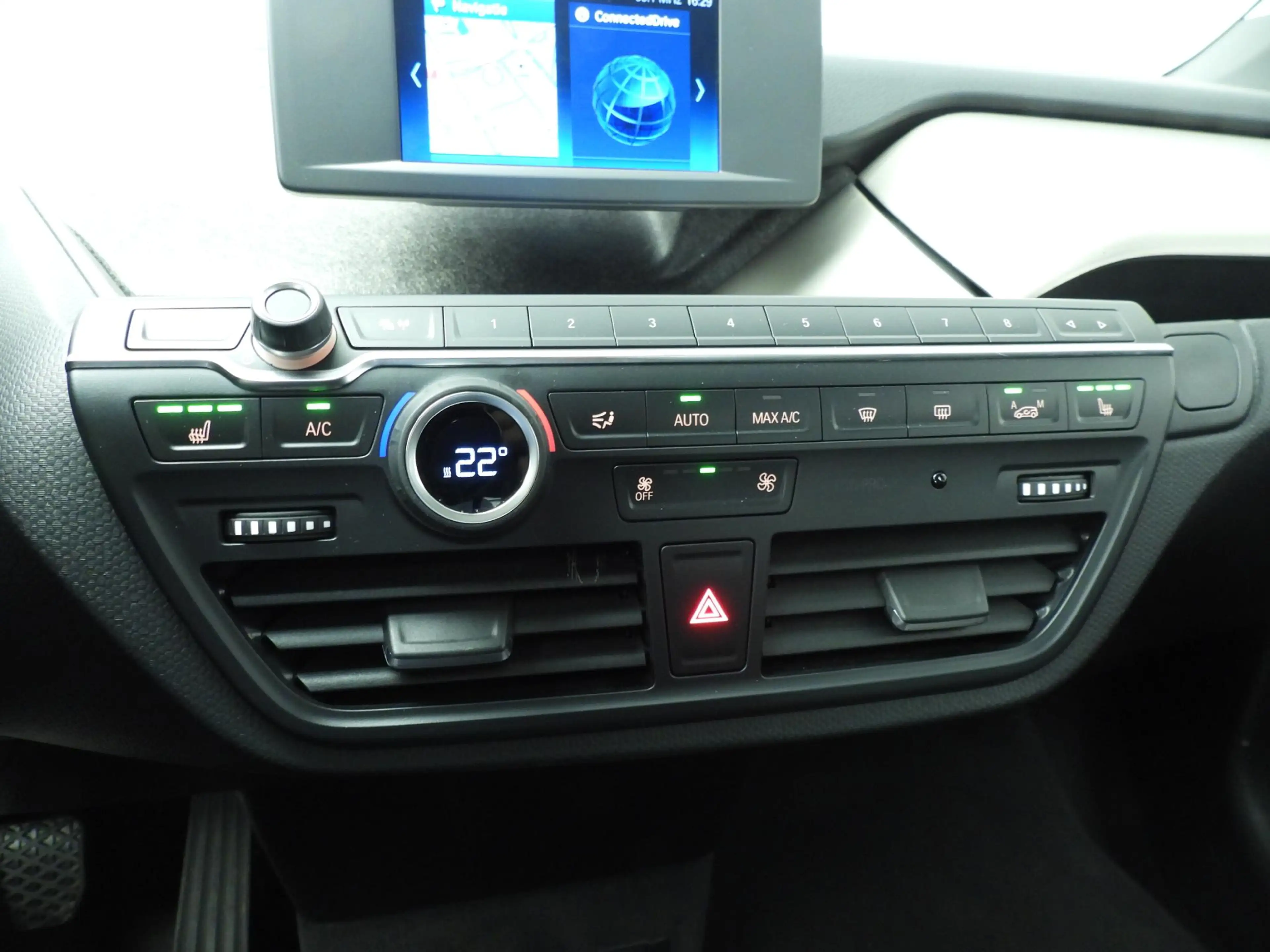 BMW i3 Business Edition 120Ah Navigatie / Stoelverwarming — photo 14