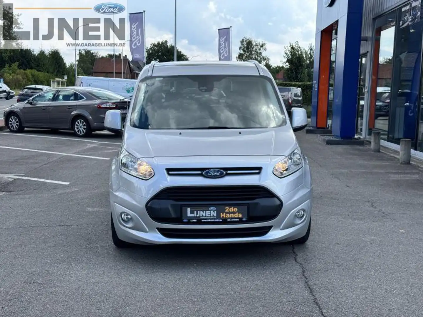 Ford Tourneo Connect Titanium - Manueel Argent - 2