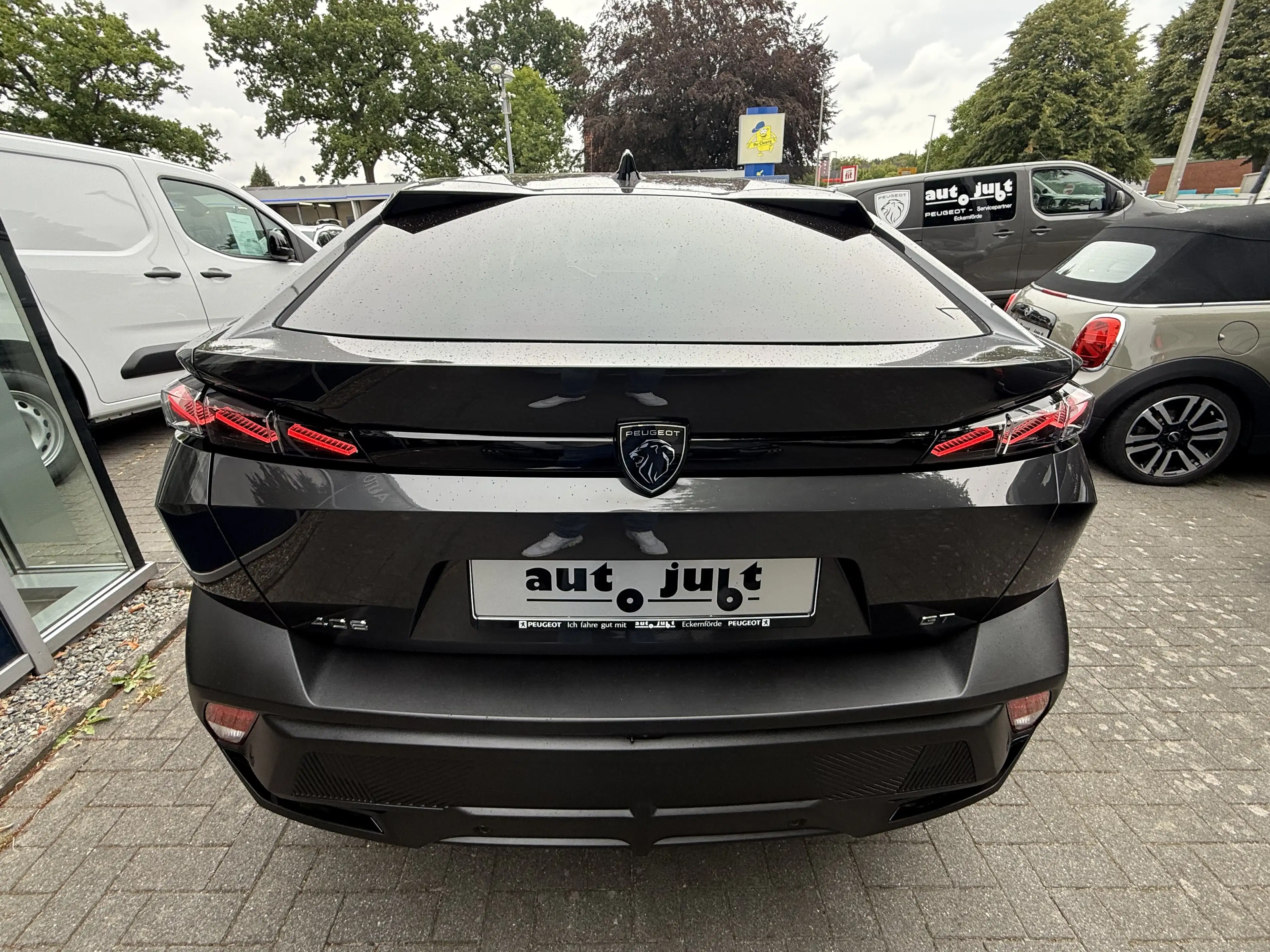 Peugeot 408 PureTech 130 GT — photo 6