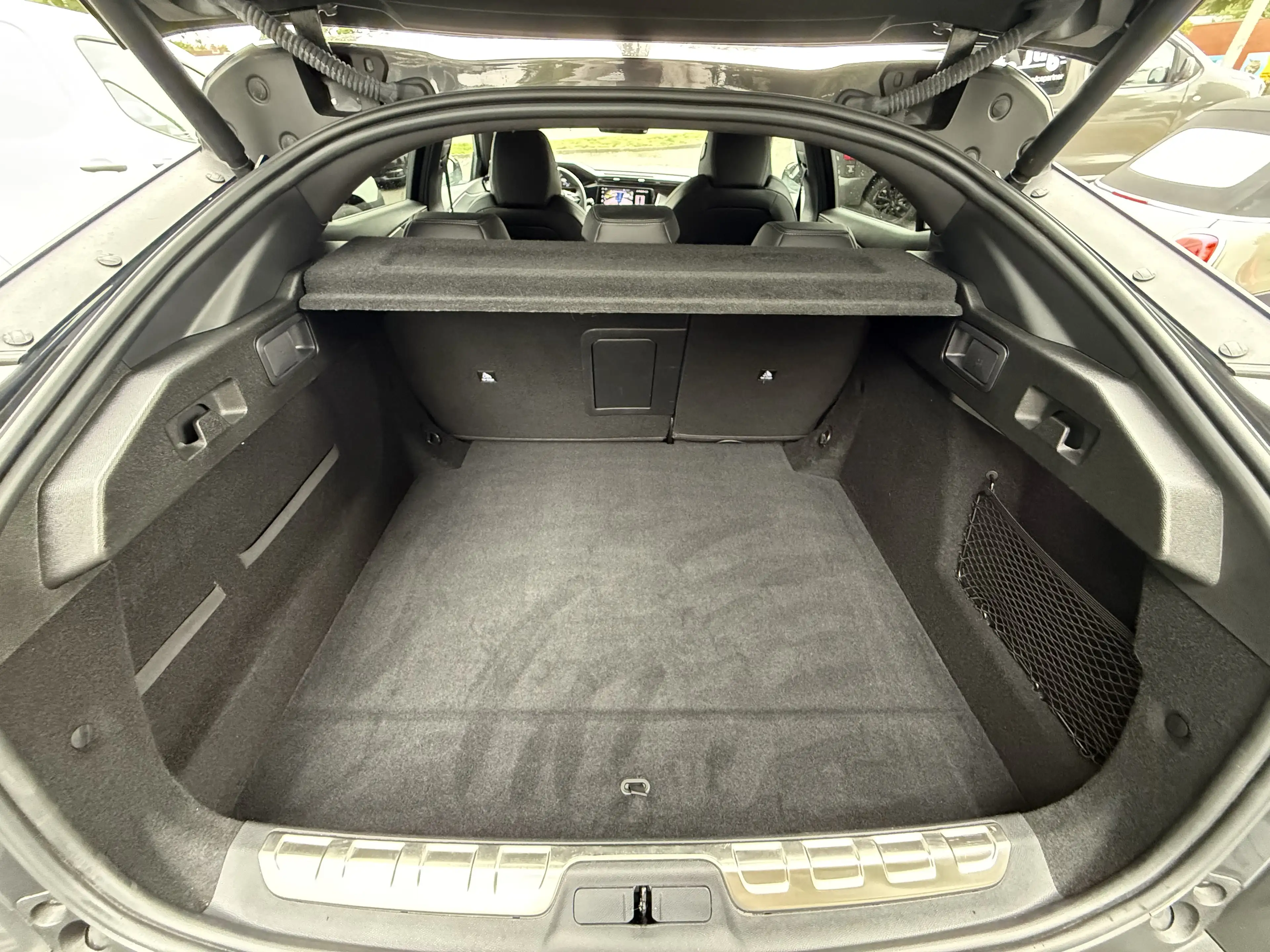 Peugeot 408 PureTech 130 GT — photo 11