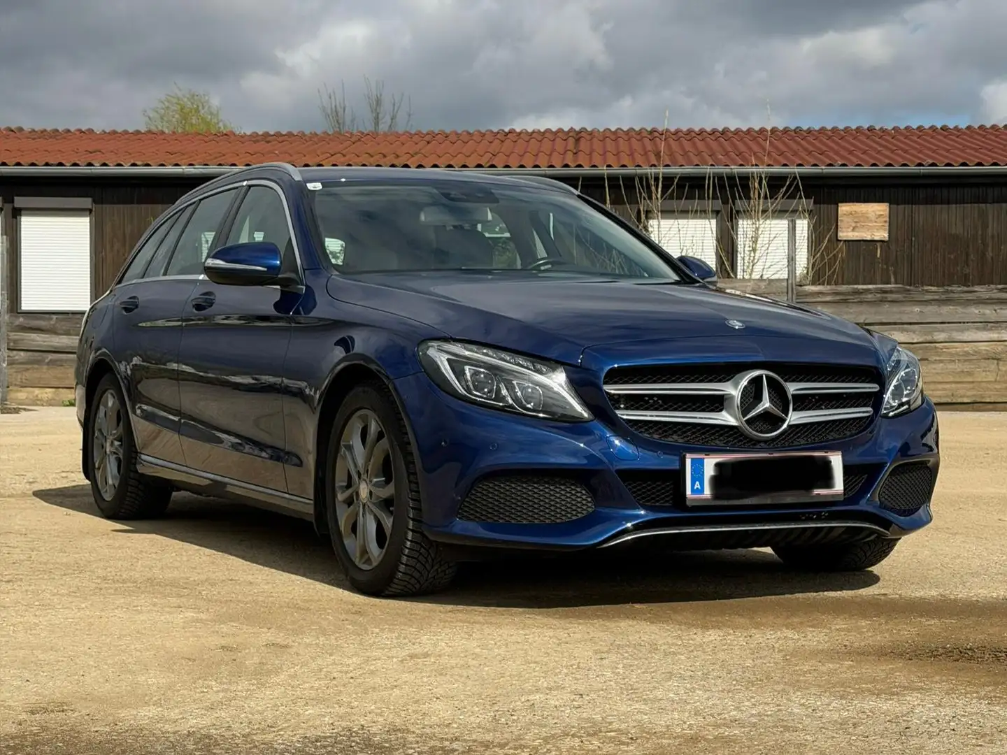 Mercedes-Benz C 250 C 250 T Avantgarde Aut. Avantgarde Blau - 1